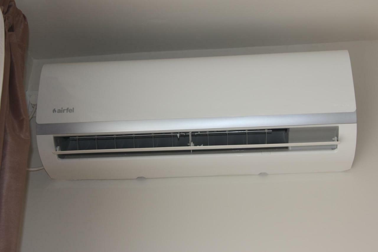 Mox Downtown Apartman ديبريتْسين المظهر الخارجي الصورة